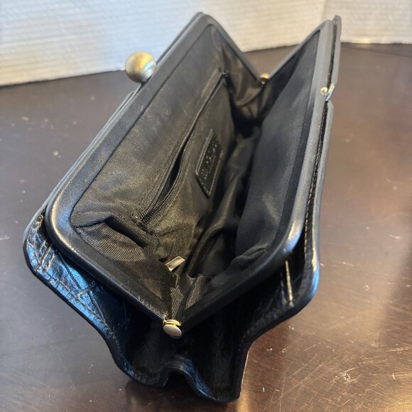 Y2K Harolds Black Genuine Leather Croc-Embossed Clutch Wallet With Coin Closure - Picture 9 of 15